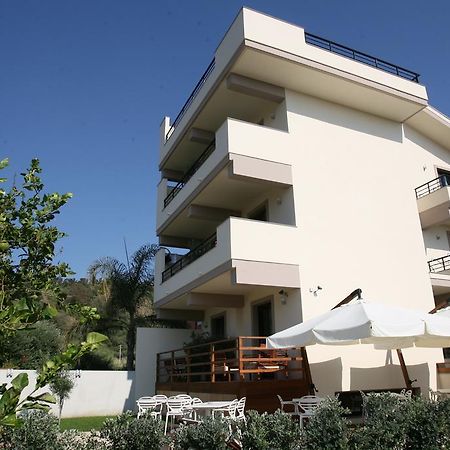 Le Formiche Bed & Breakfast Milazzo Exterior photo